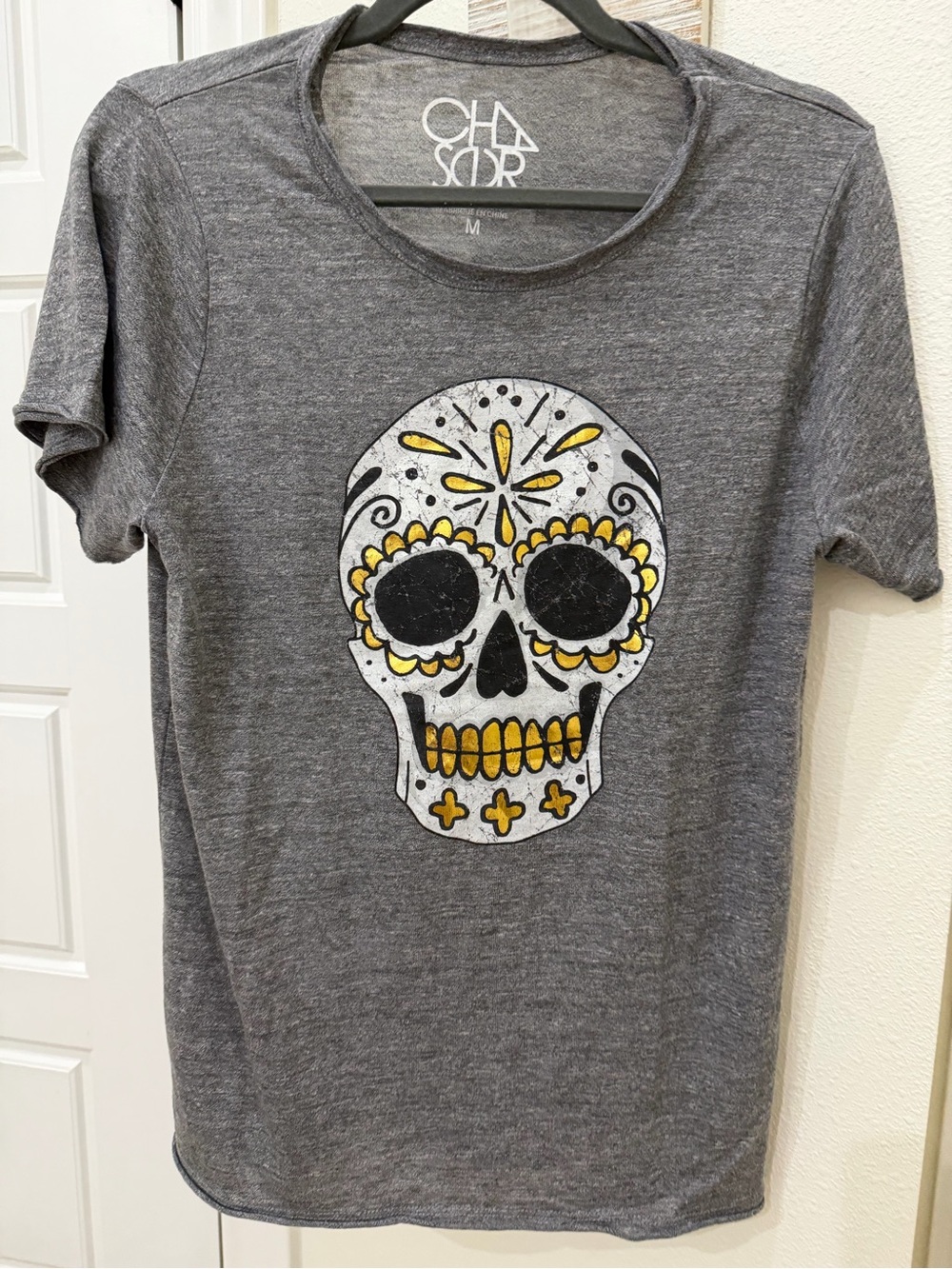 Chaser Gray Short-Sleeve Sugar Skull Graphic Tee with Yellow Accents